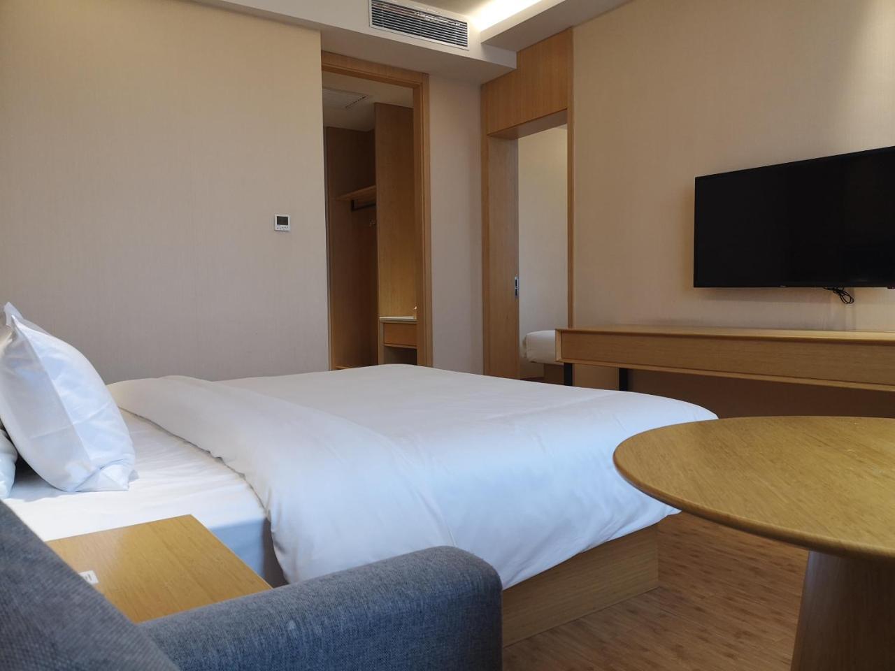 Ji Hotel Shanghai Chuansha Chengnan Road Bagian luar foto