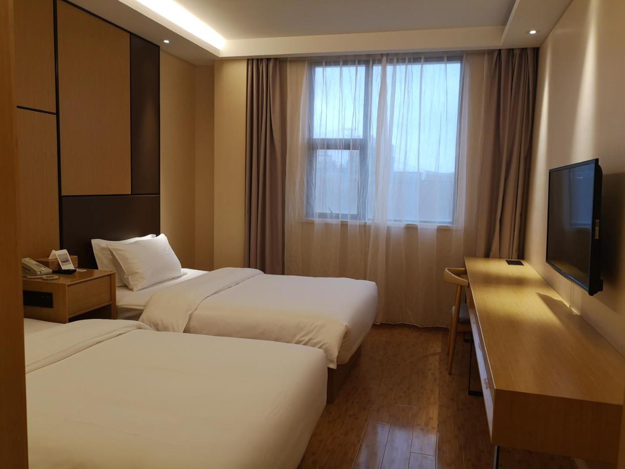 Ji Hotel Shanghai Chuansha Chengnan Road Bagian luar foto