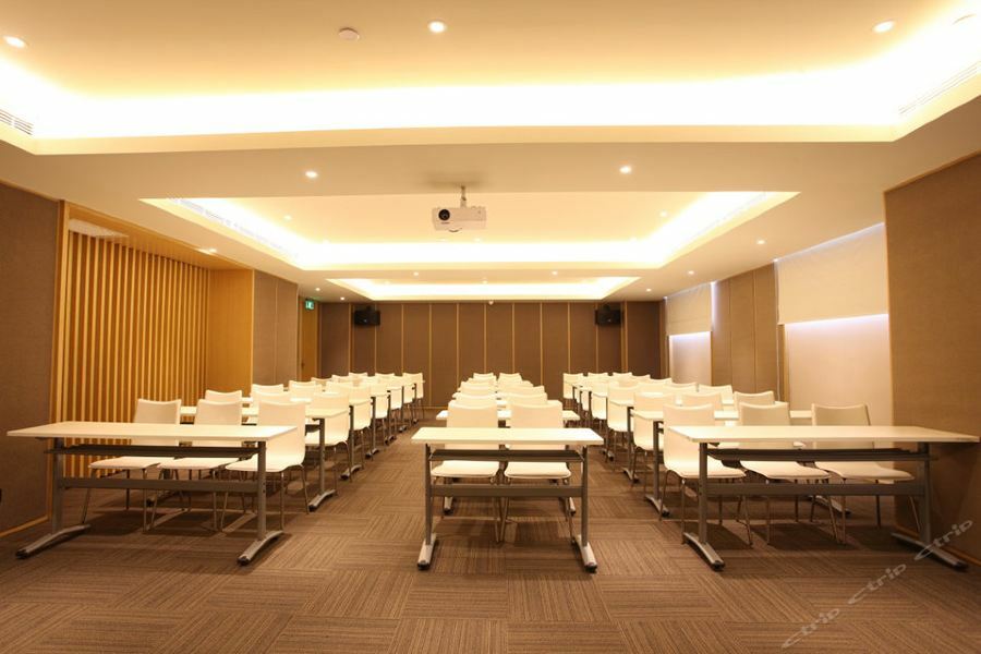 Ji Hotel Shanghai Chuansha Chengnan Road Bagian luar foto