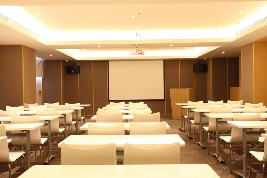 Ji Hotel Shanghai Chuansha Chengnan Road Bagian luar foto